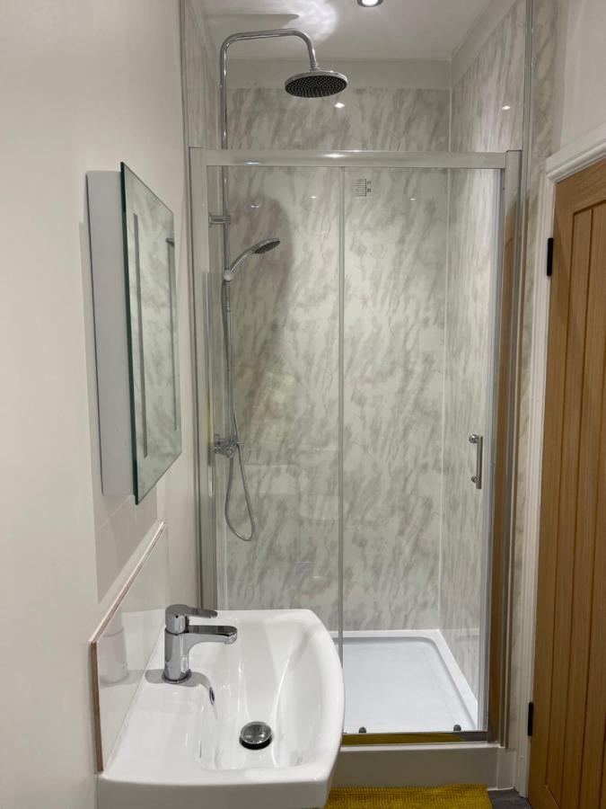 Lovely Room In Bristol 5 Exterior foto
